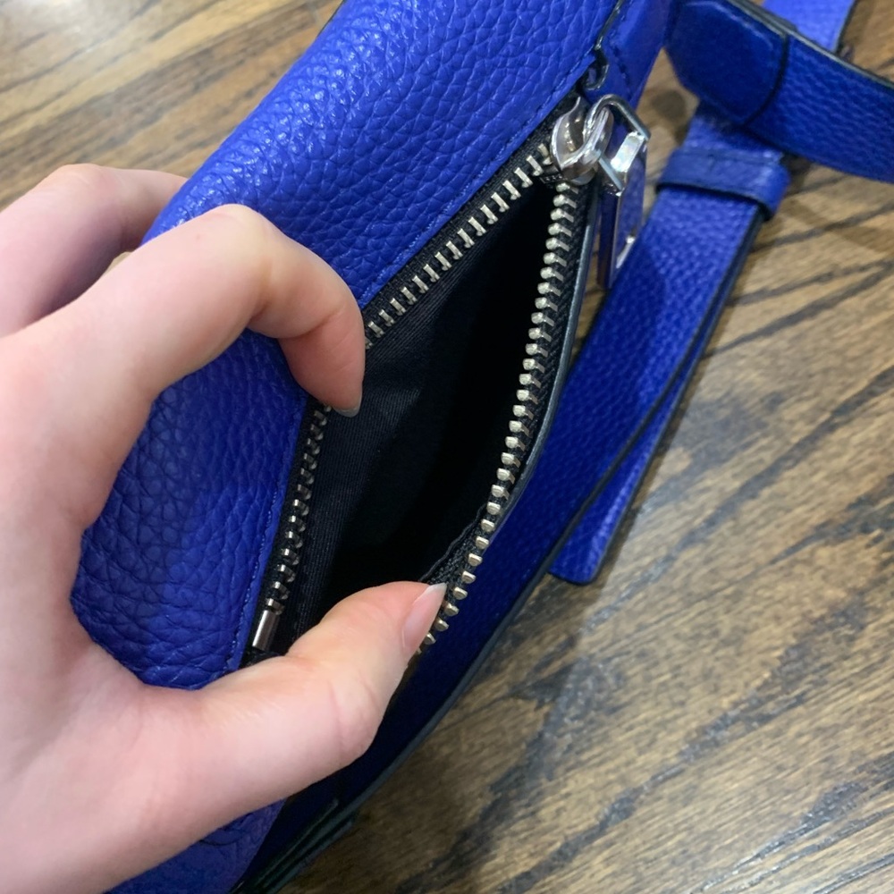 Like New Marc Jacobs Gotham City Crossbody Blue - Picture 9 of 16